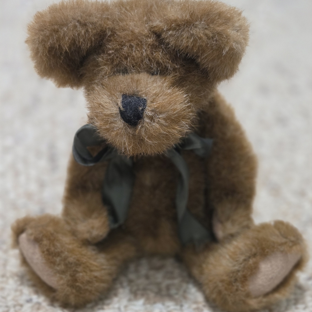 The Boyds Collection LTD Dark Brown Jointed Plush Bear #1364